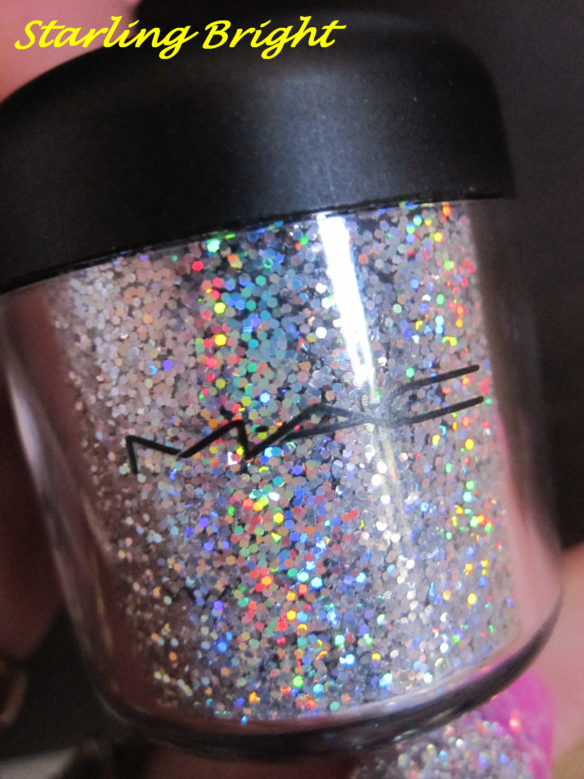 Mac 3D Glitter
