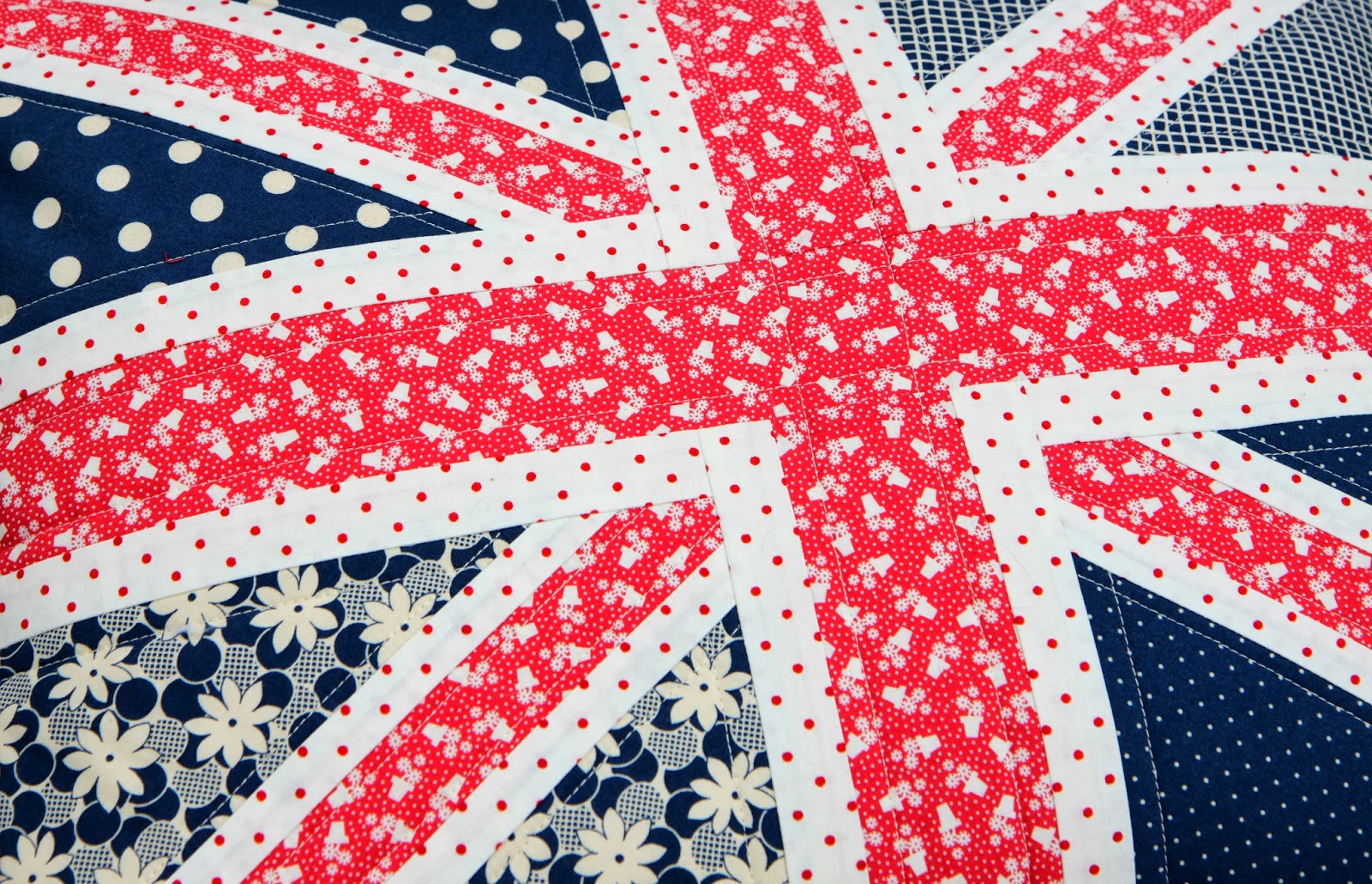 Patchwork in Paris Union Jack Pillow