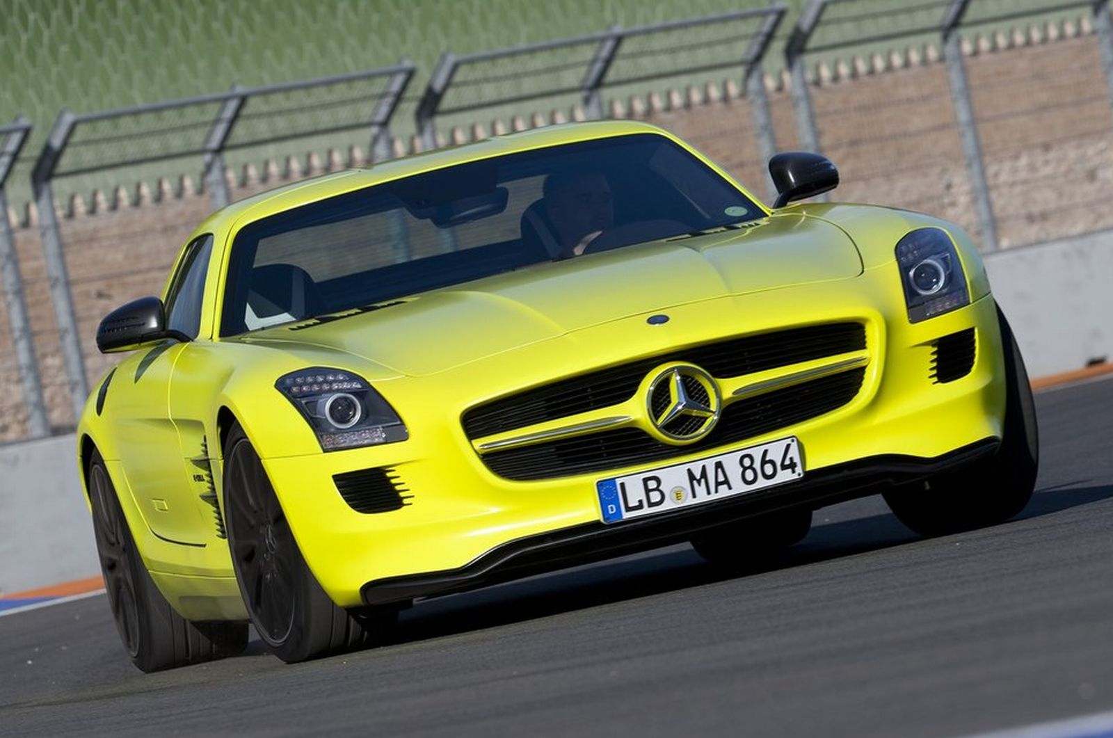 Auto Bild Sportscars 4 2015