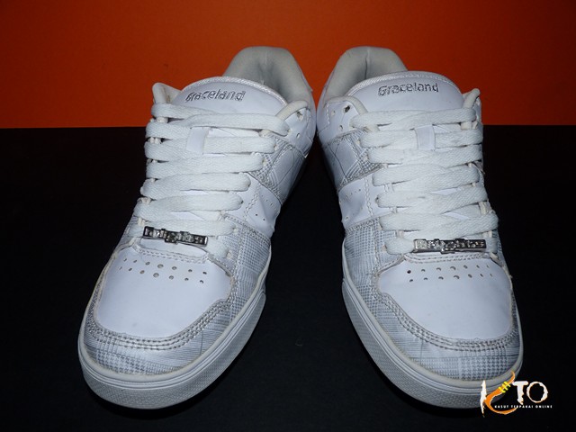 Kasut Terpakai Online GRACELAND Highlights White Shoes
