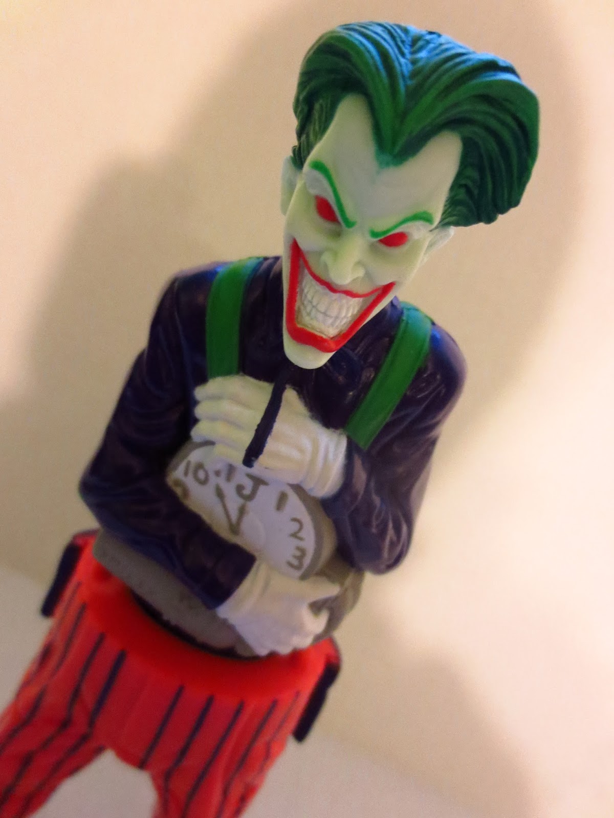 Action Figure Review Laughing Gas Joker from Legends of the Dark Knight by Kenner