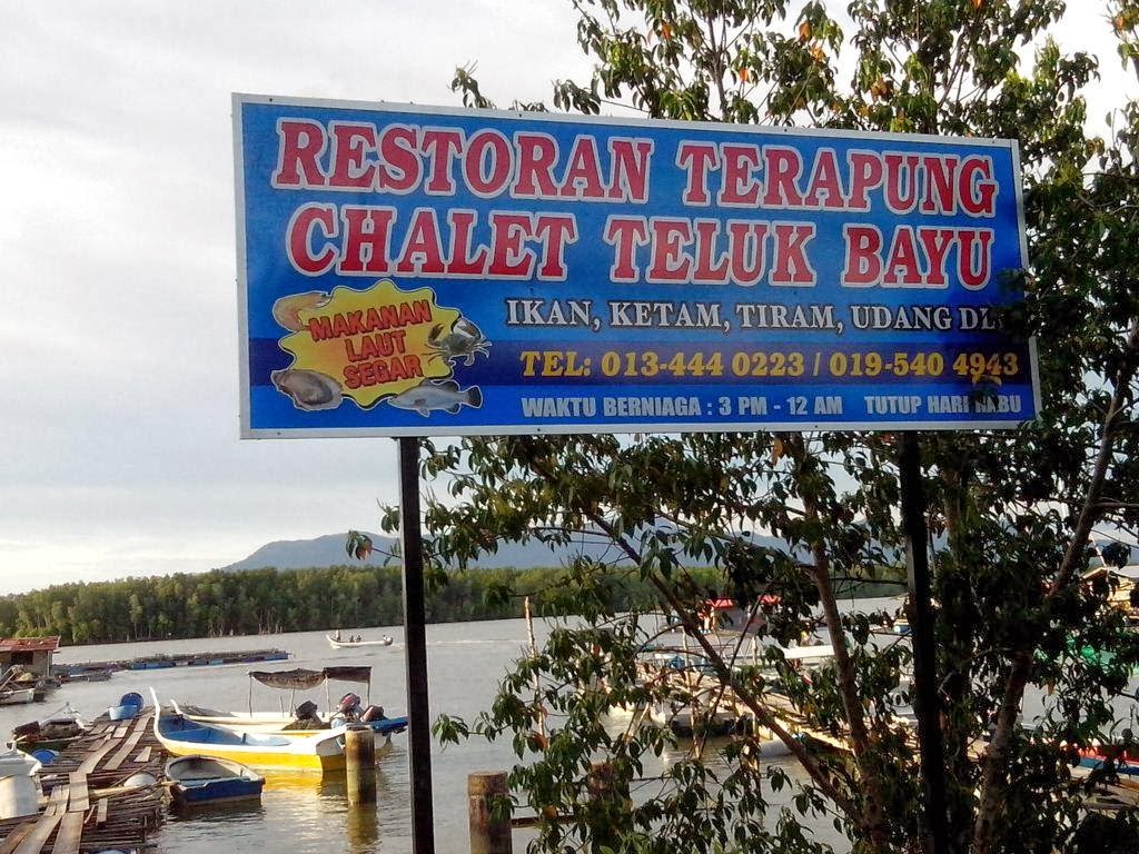 Bayu chalet teluk restoran terapung Restoran terapung