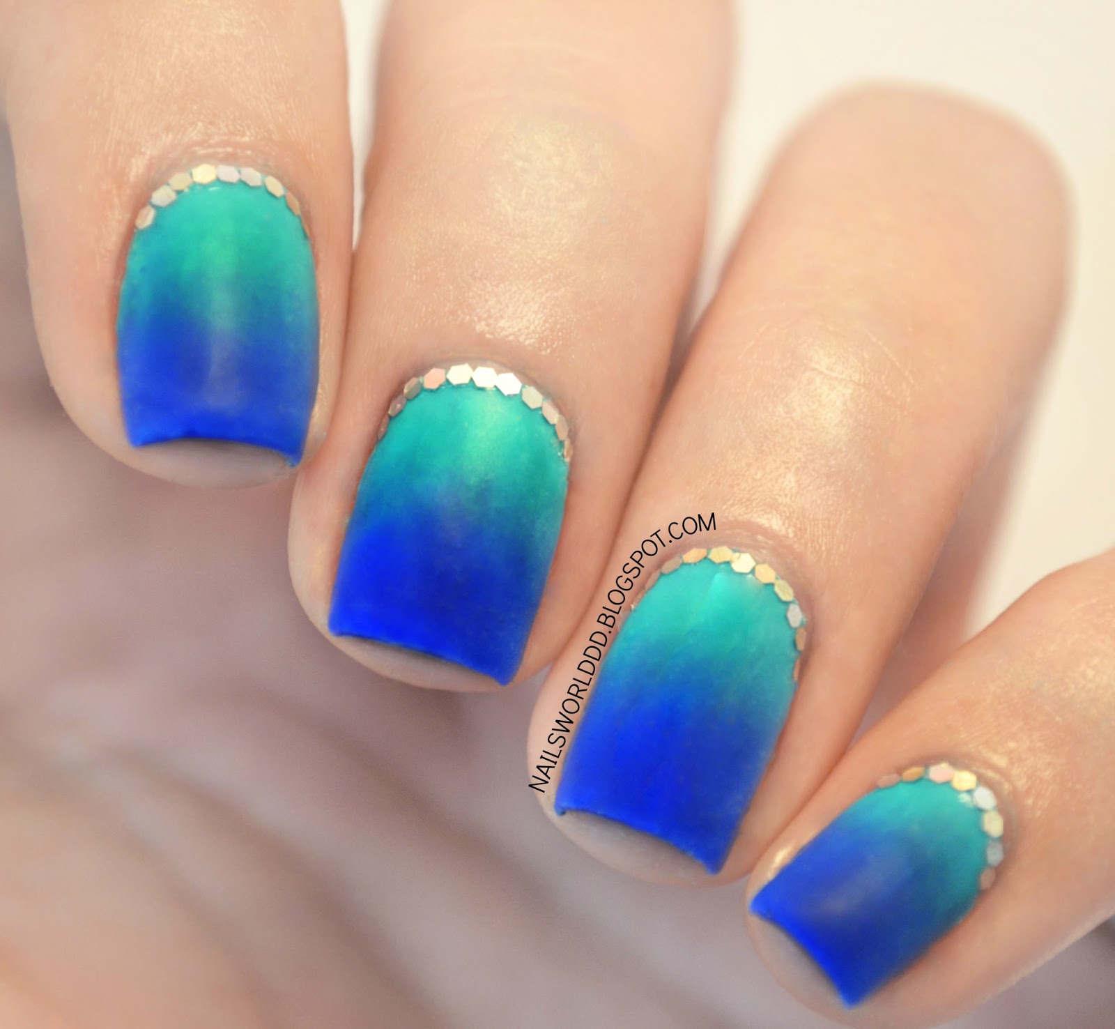 NAILS WORLD: MATTE BLUE OMBRE NAILS