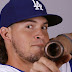 Grandal produce 8, Guerrero se va de rumba y Dodgers apalean a Cerveceros