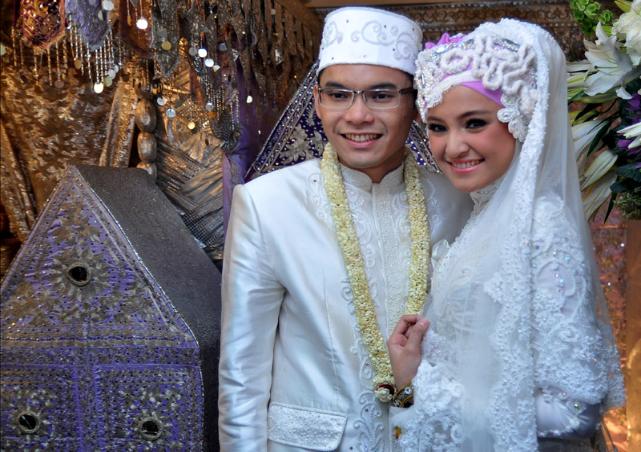 gaun pengantin bagus 