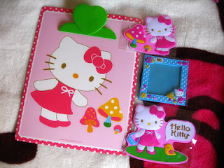 Hello Kitty clipboard