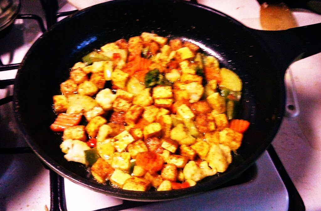 Earth Friendly Food Yellow Curried Tofu