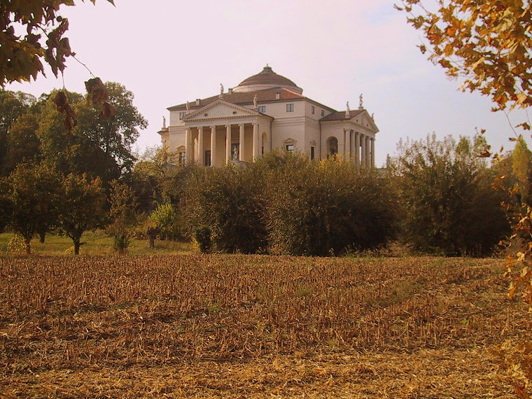 29. Villa Almerico Capra alias villa Rotonda - Vicenza ; Italy (Andrea Palladio, arch.)