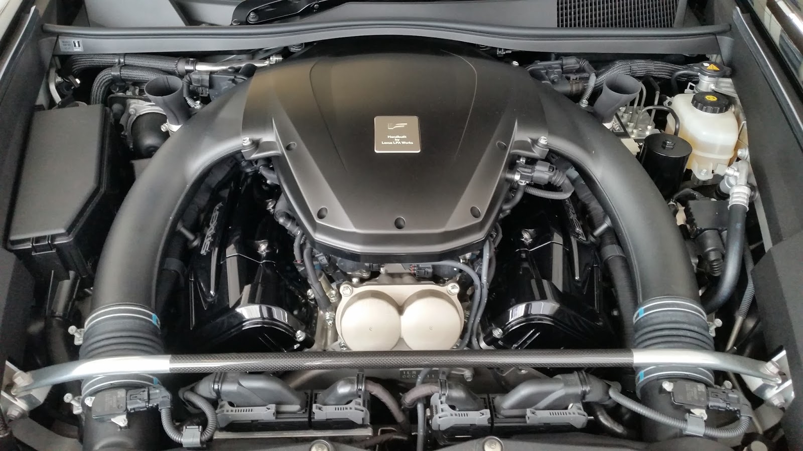 All the magic happens here, the beating heart of the Lexus LFA. Welcome, guys, to the much-lauded 4.8-litre V10!