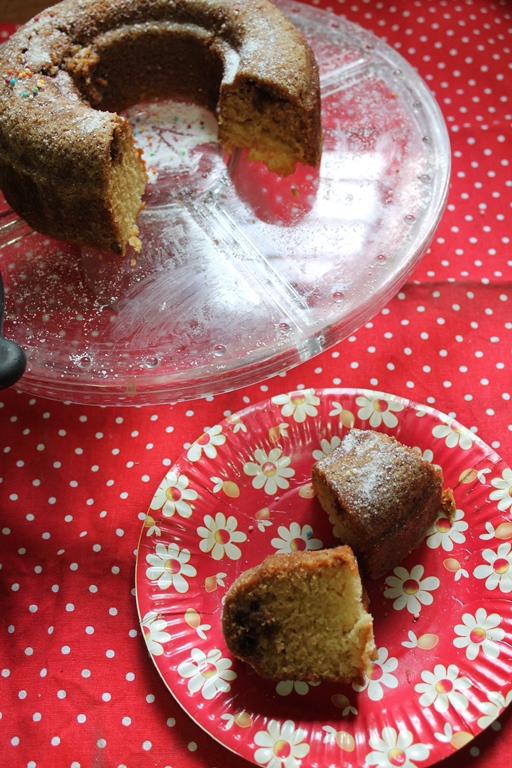 Pressure Cooker Cake / Eggless Vanilla Milk Cake / One Bowl Vanilla