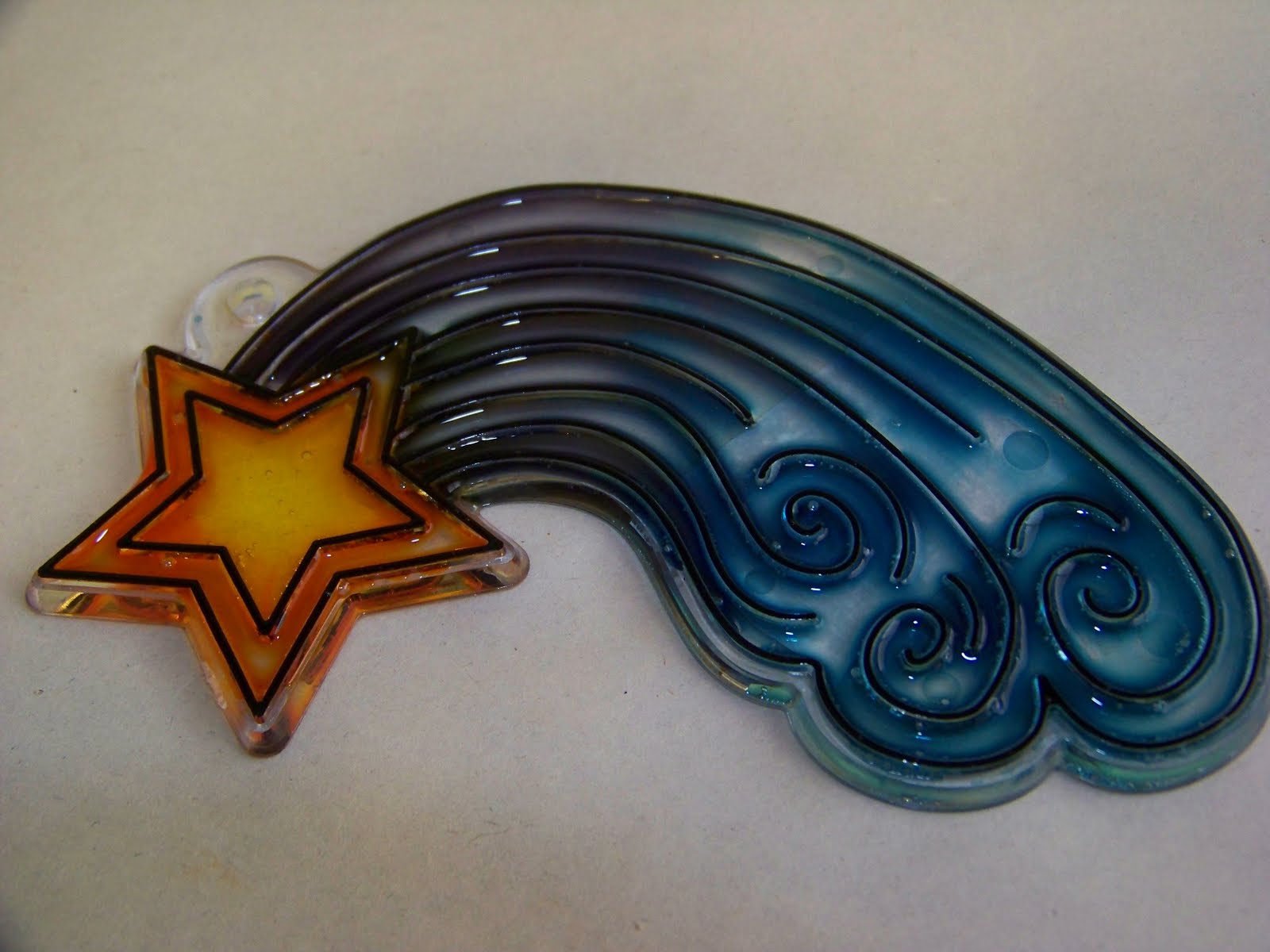 Ritzy Things Make your own SunCatcher Paint.