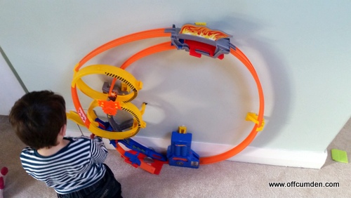 super loop chase race