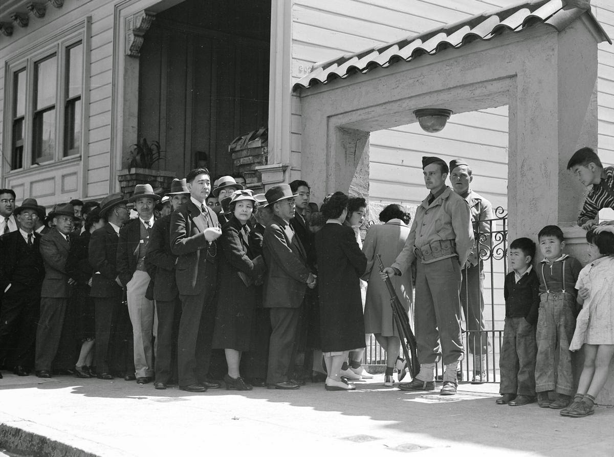 Pictures of the Internment of Japanese Americans during World War II