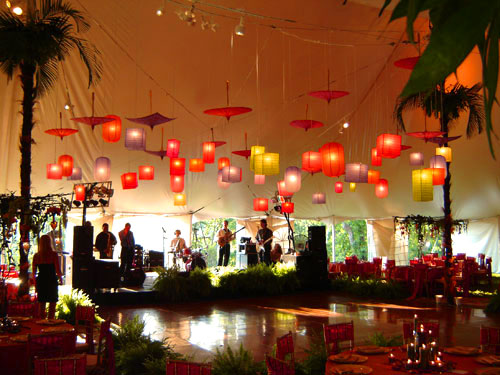 Chandeliers are an elegant way to dress up any space from a ballroom Chandeliers are an elegant way to dress up any space from a ballroom