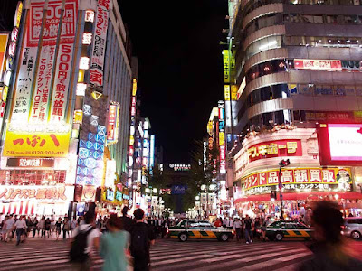 Kabukicho central road night