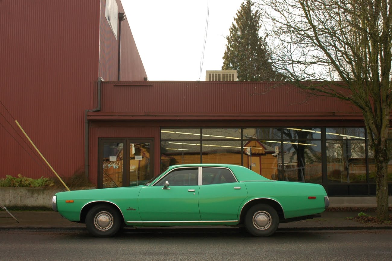 OLD PARKED CARS. 1972 Dodge Custom.