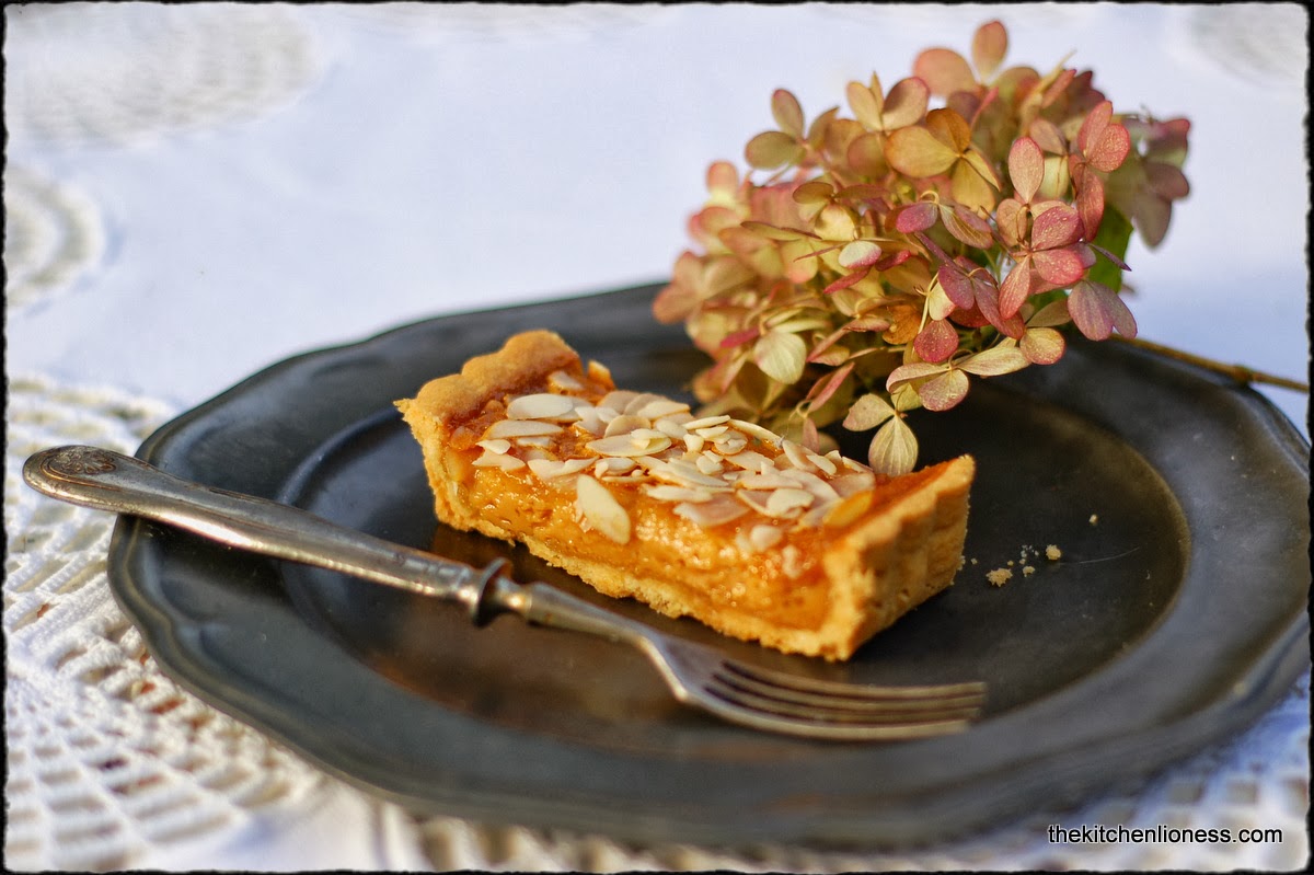 The Kitchen Lioness FFwD CaramelAlmond Custard Tart