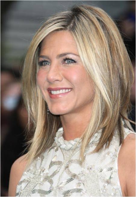 Jennifer Aniston Short Hair Season 7