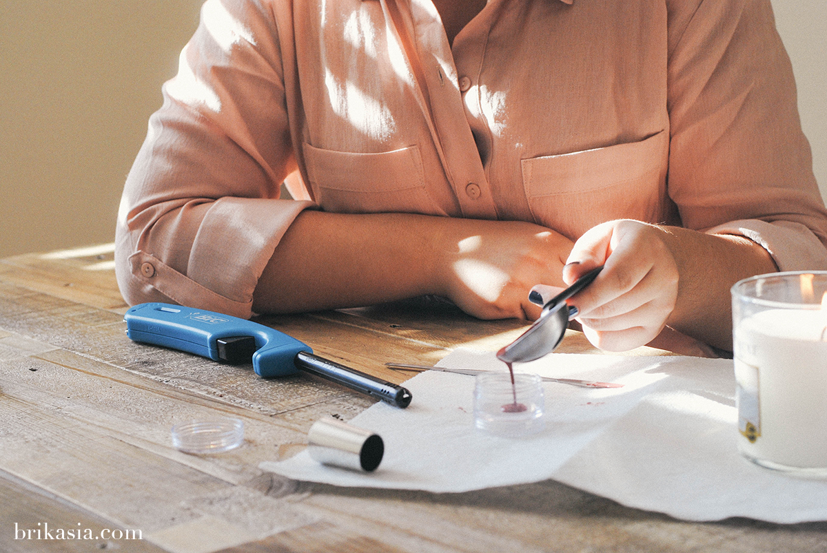 How To Depot Your Lipsticks