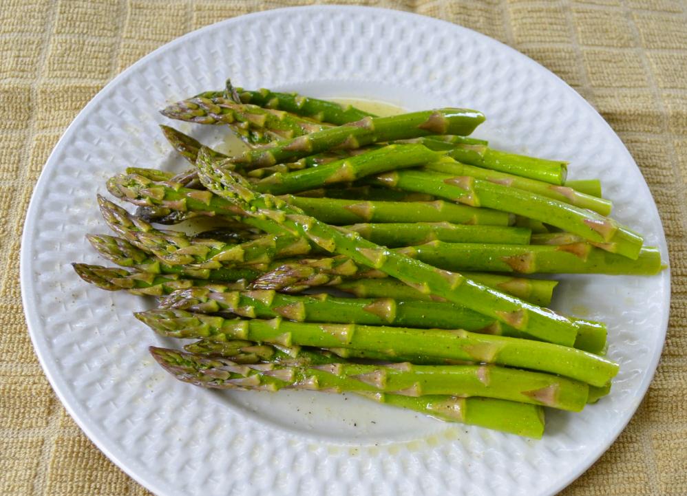Obsessive Compulsive Barbecue Grilled Asparagus
