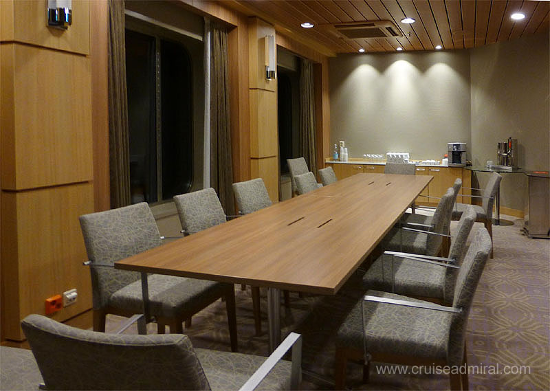 Таинственный Mein Schiff 3 (5*-) Kруиз загадок и разгадок