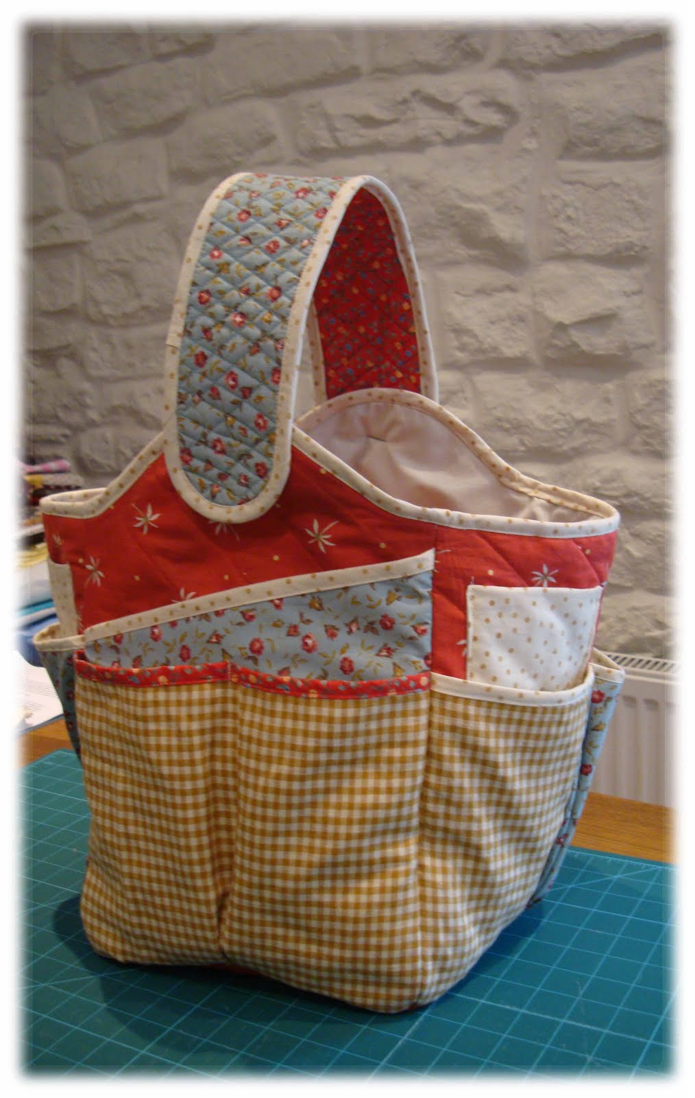 Lynne's blog: Craft bag