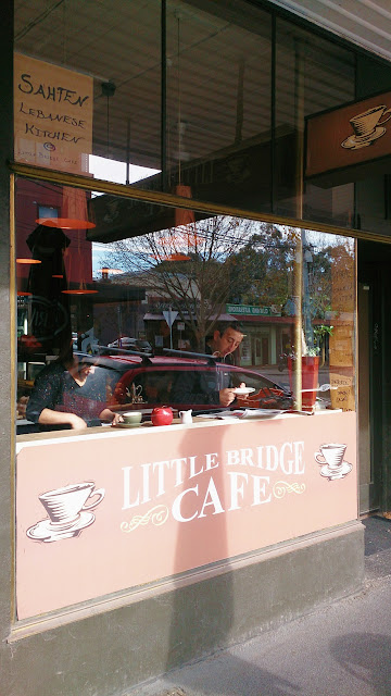 Little Bridge Cafe, Bridge Road