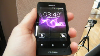 Sony Xperia Go (Pictures)