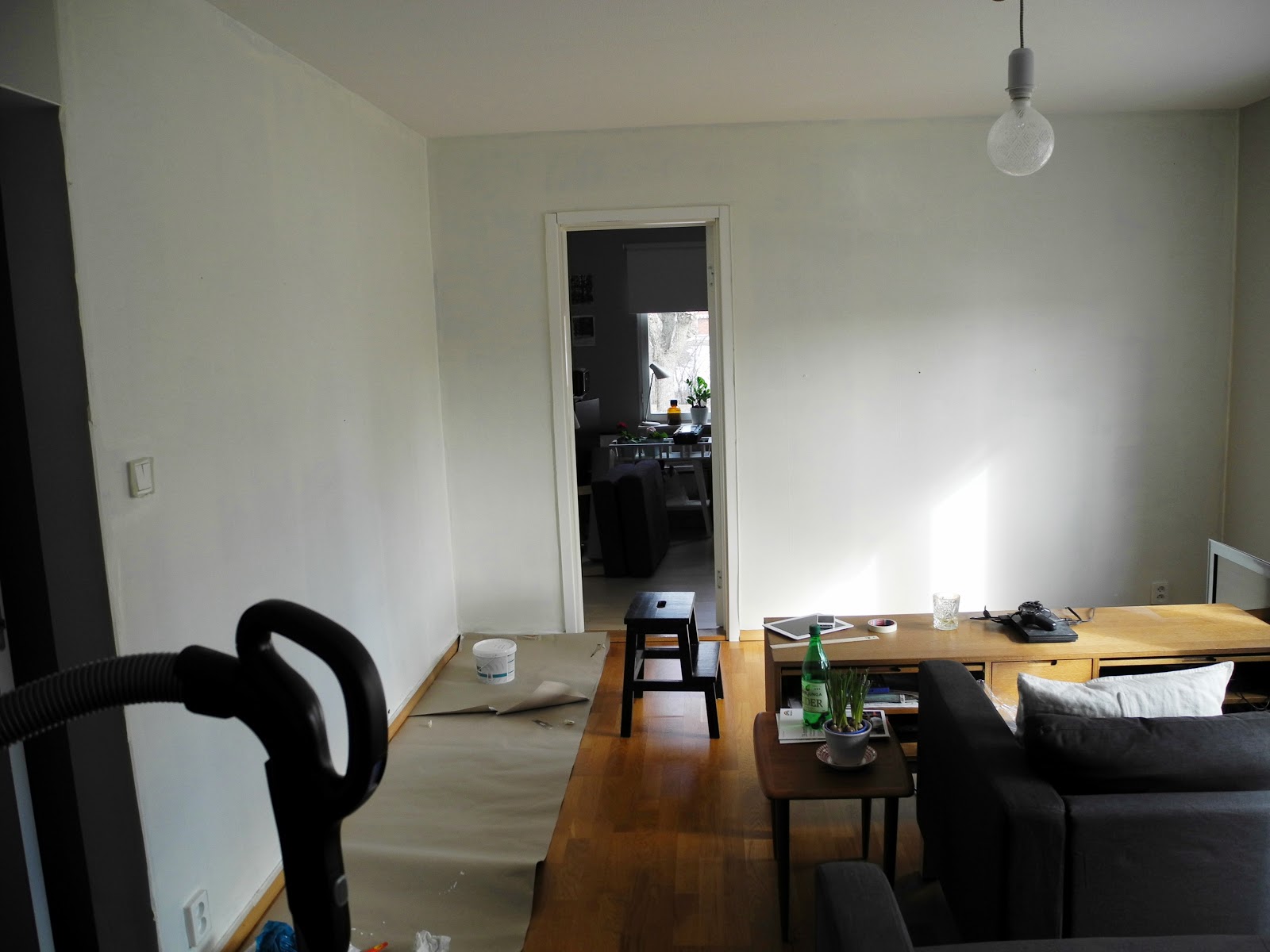 2 systrar inreder: vardagsrum före & efter
