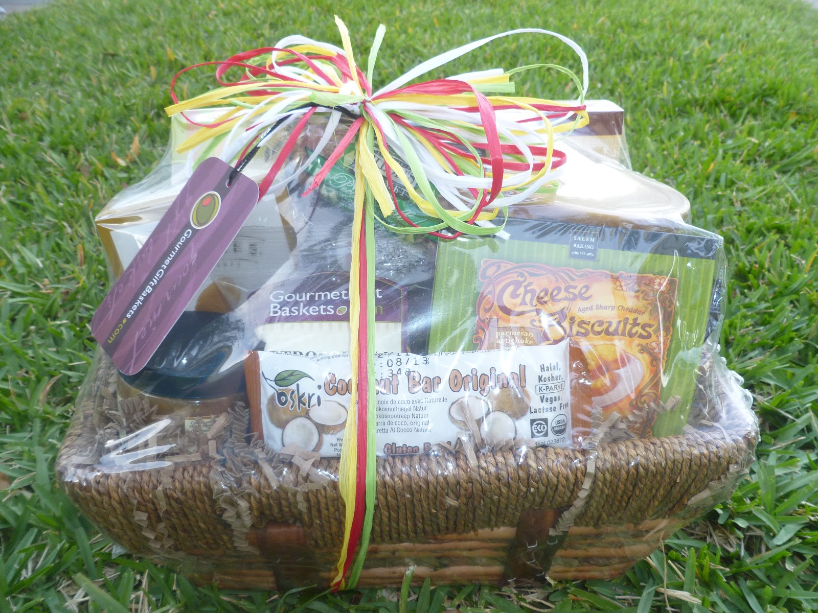 GOURMET GIFT BASKETS (SNACK GIFT BASKET) REVIEW + GIVEAWAY (MAY BUFFET