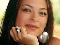 Kristin Kreuk Wallpapers