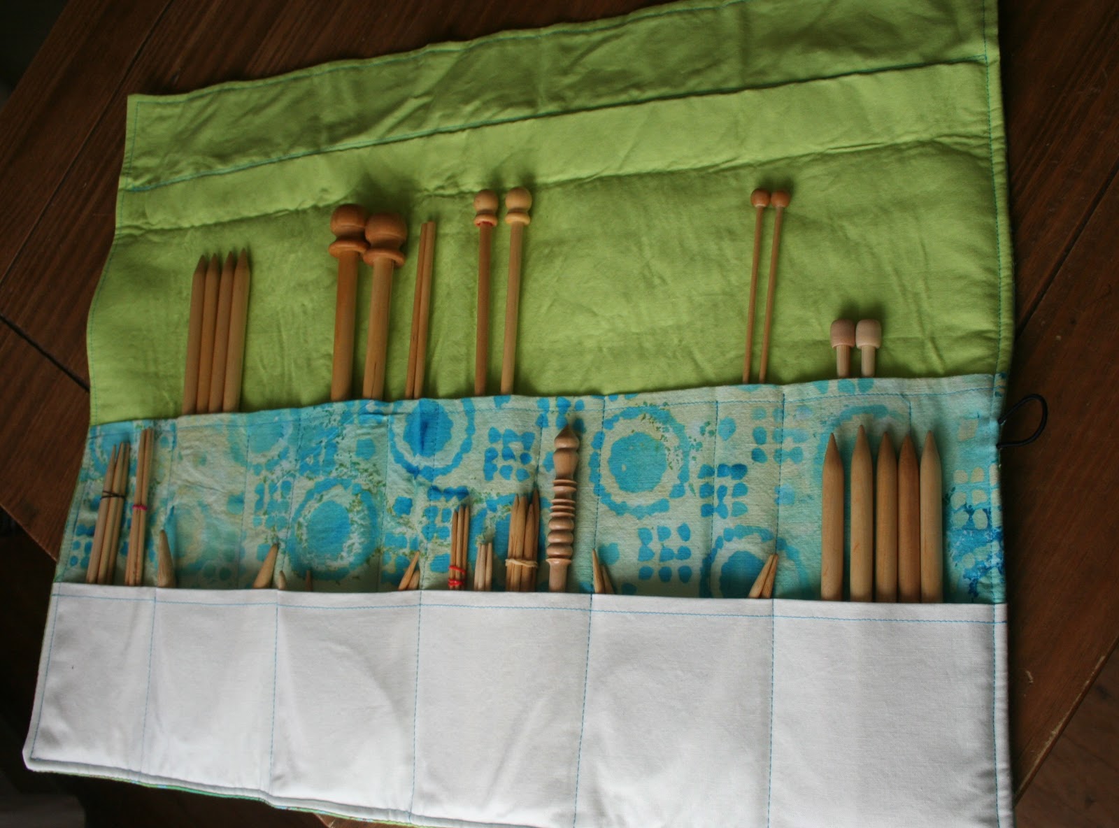 Sewtastically Made Knitting Needle Roll