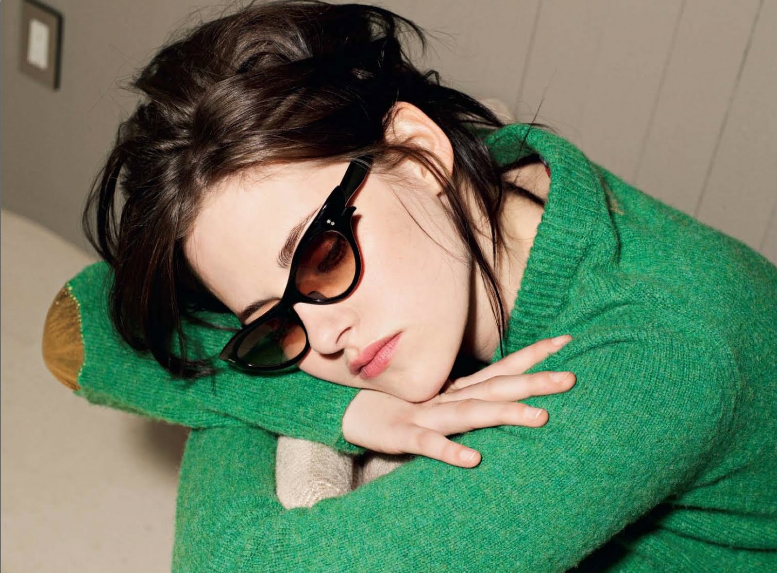 http://2.bp.blogspot.com/-jC_QMD20mj4/Tte-shipS1I/AAAAAAAAH6E/GhDgPnizm8M/s1600/Kristen+Stewart+by+Matthias+Vriens-McGrath+08.jpg