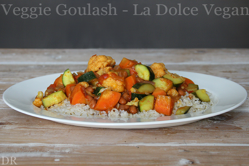 Veggie Goulash La Dolce Vegan Plantaardigheidjes