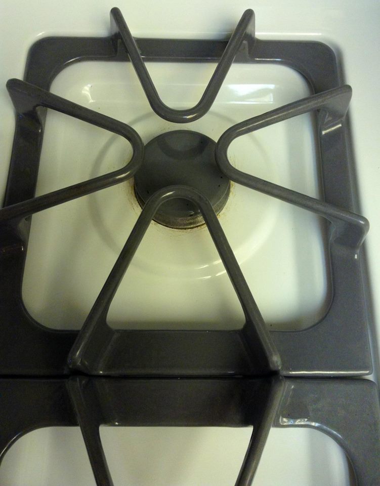 The Hawk's Nest How to remove burnt grime from stove top grates
