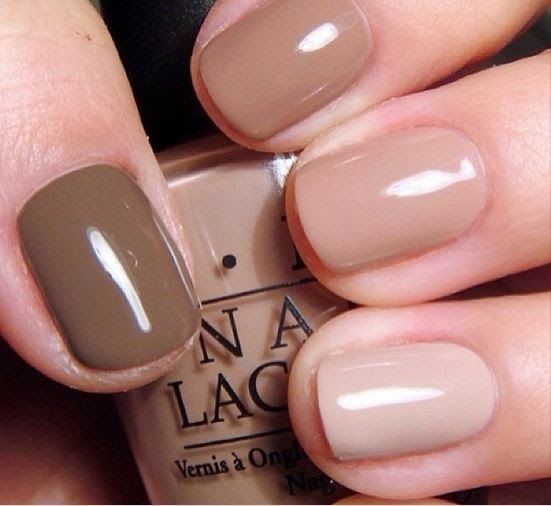 Unhas decoradas com motivos de café e chocolate quente Unhas decoradas com motivos de café e chocolate quente