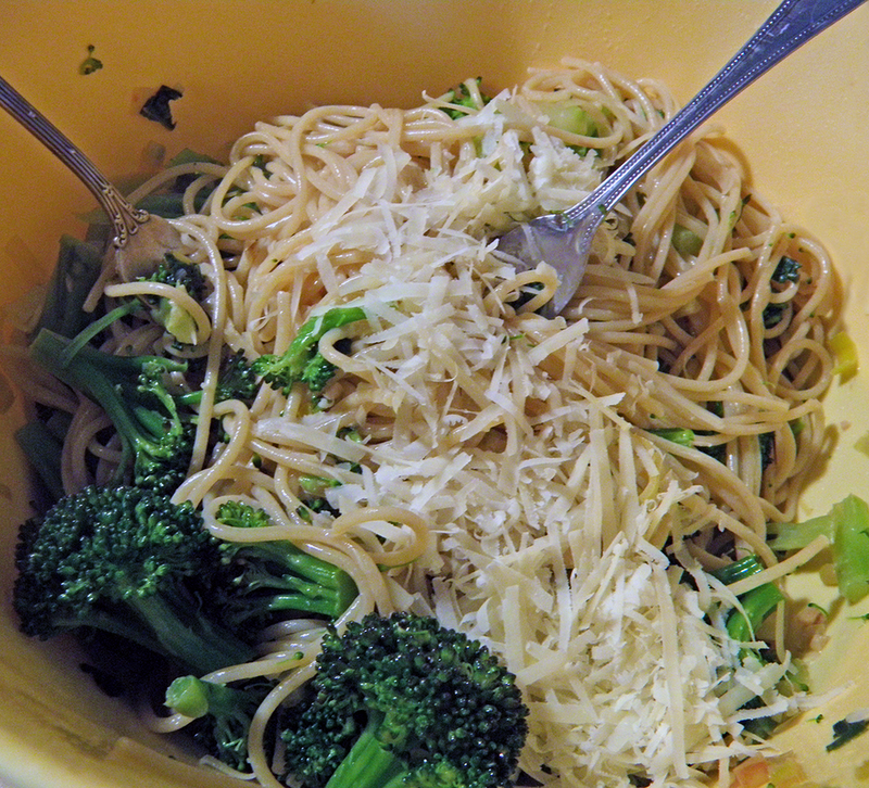 Seasonal Eating Spaghetti and Broccoli