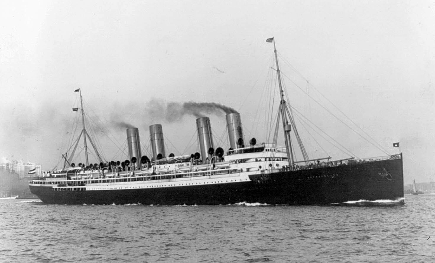 Legacy of the Great Liners Deutschland, the Second Four Funneled Liner