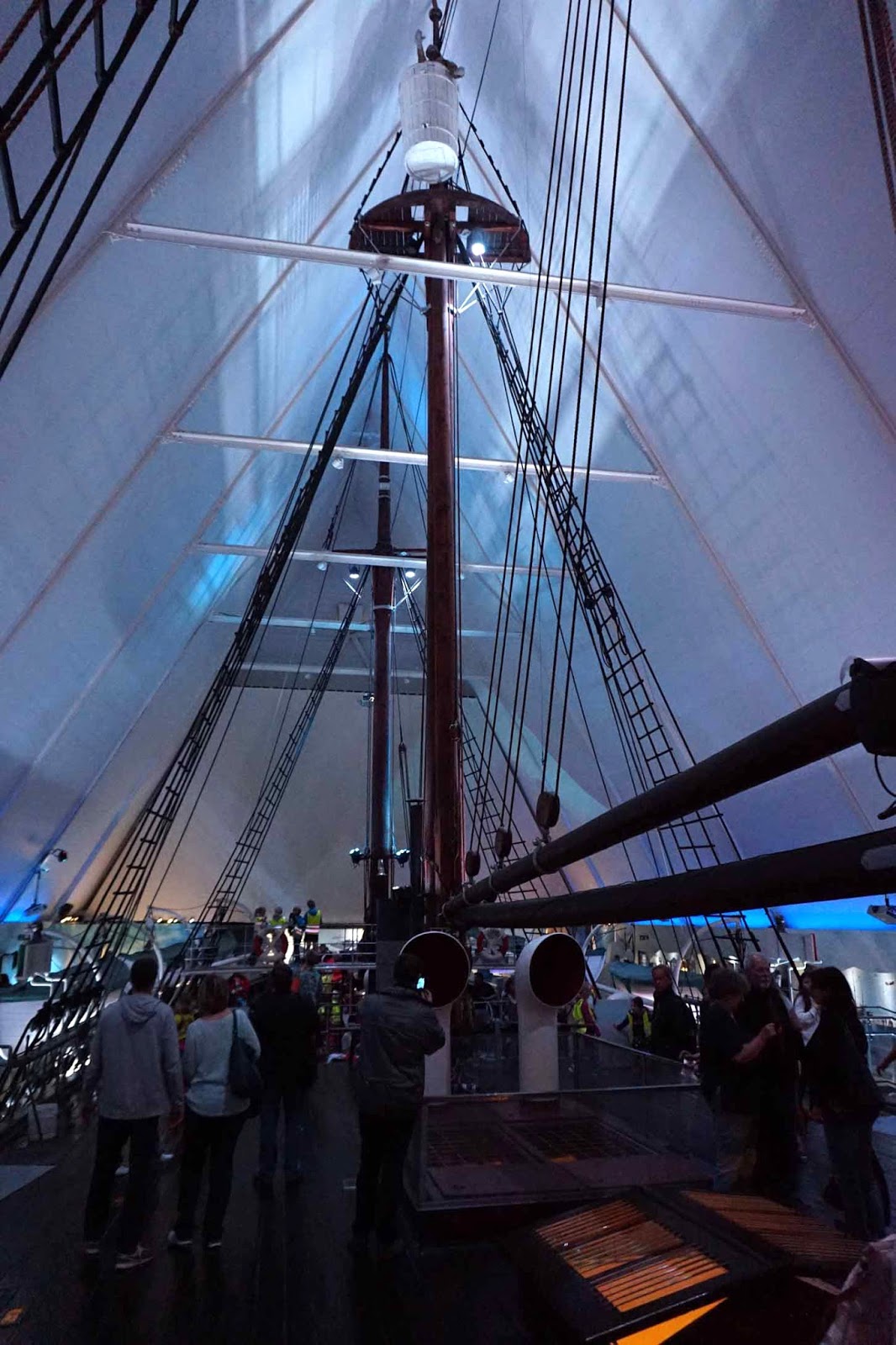 Back In Black Nach Dem Spachteln Wird Versiegelt Bootsbau