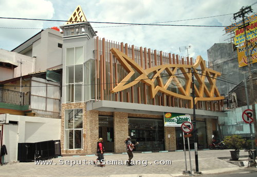 Bandeng Presto Pandanaran Semarang