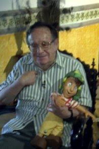 Twitter Oficial do Chaves - Roberto Bolaños Twitter Oficial do Chaves - Roberto Bolaños