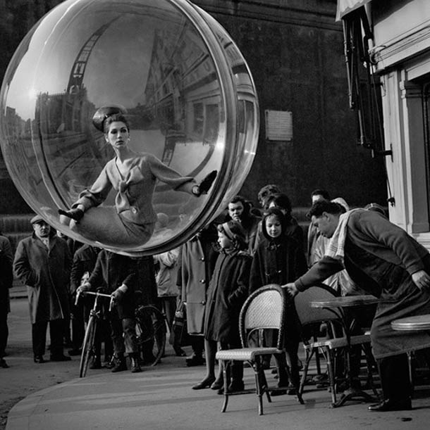 Bubble - Fotografia de moda - Melvin Sokolsky - Harper’s Bazaar Bubble - Fotografia de moda - Melvin Sokolsky - Harper’s Bazaar