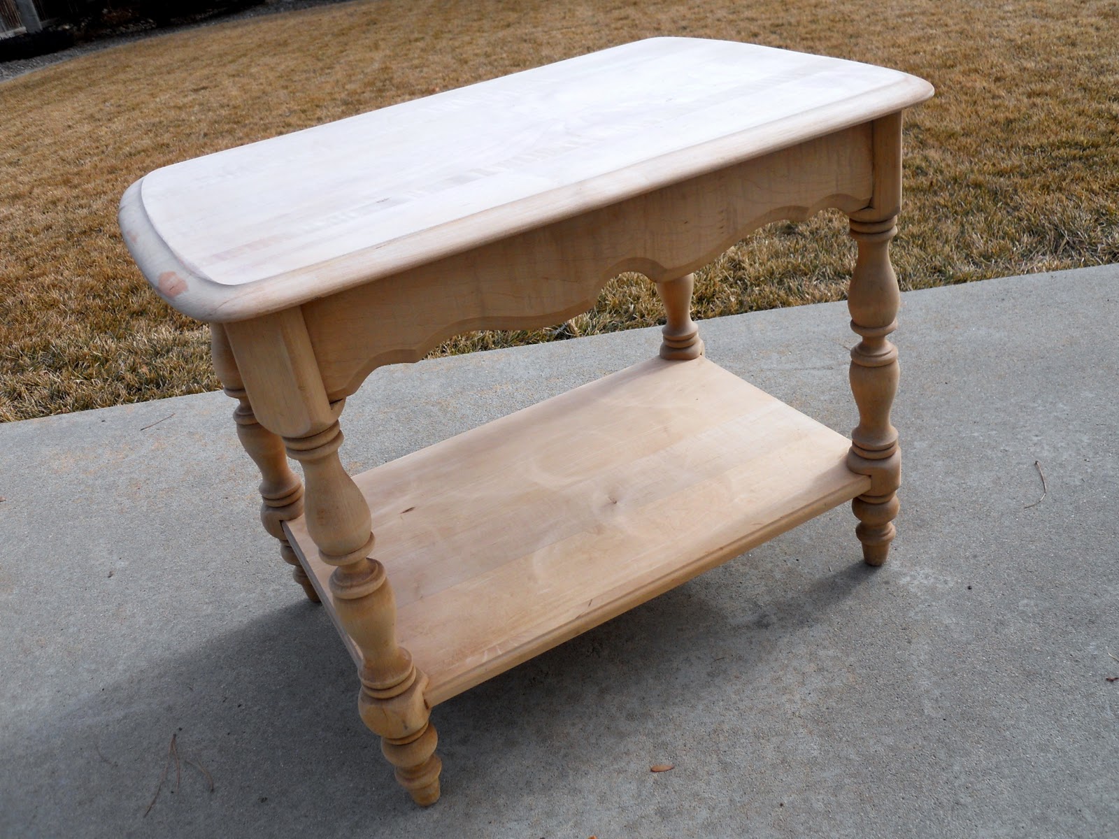 Just Another Hang Up End Table Redo...