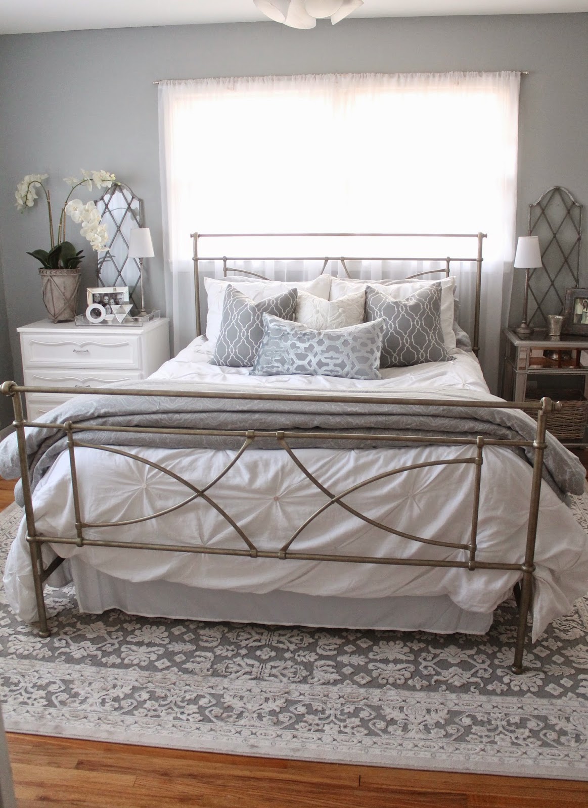 White House Master Bedroom 2015 12th and white: a new rug {progress in our master bedroom} White House Master Bedroom 2015 12th and white: a new rug {progress in our master bedroom}