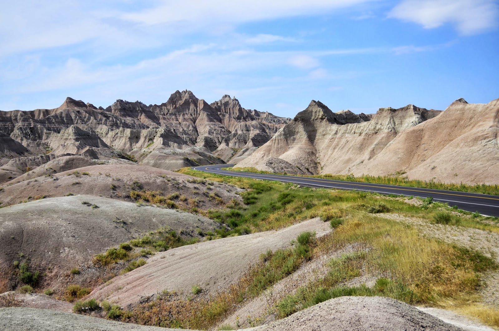 Cliffs over the Prairie at Badlands National Park, South 