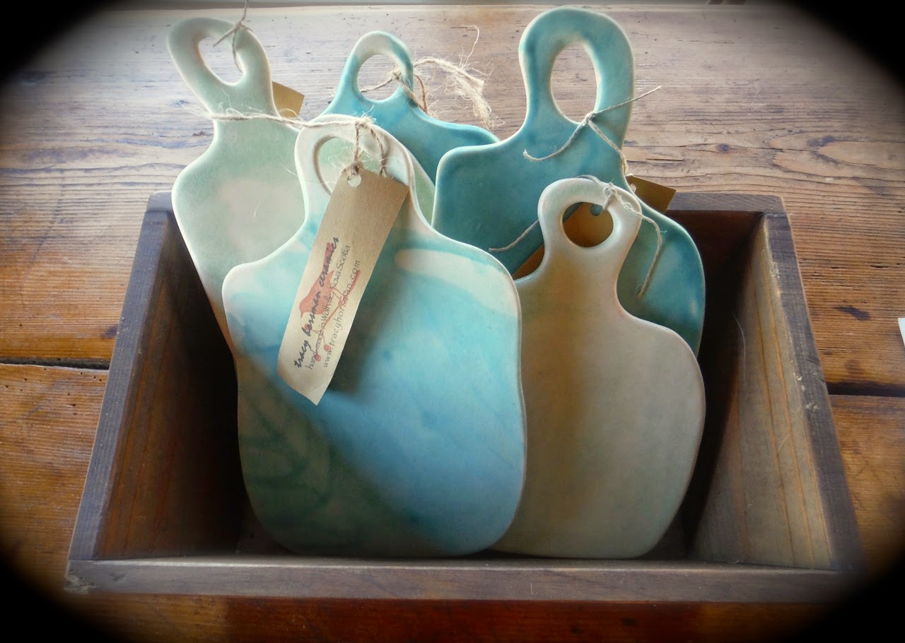 Handmade pottery and lessons. Wolfville, Nova Scotia CyberBrowse My