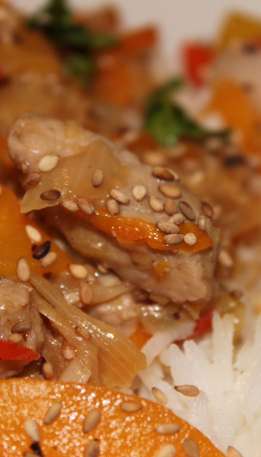 petits repas entre amis wok de lanieres de porc saute aux