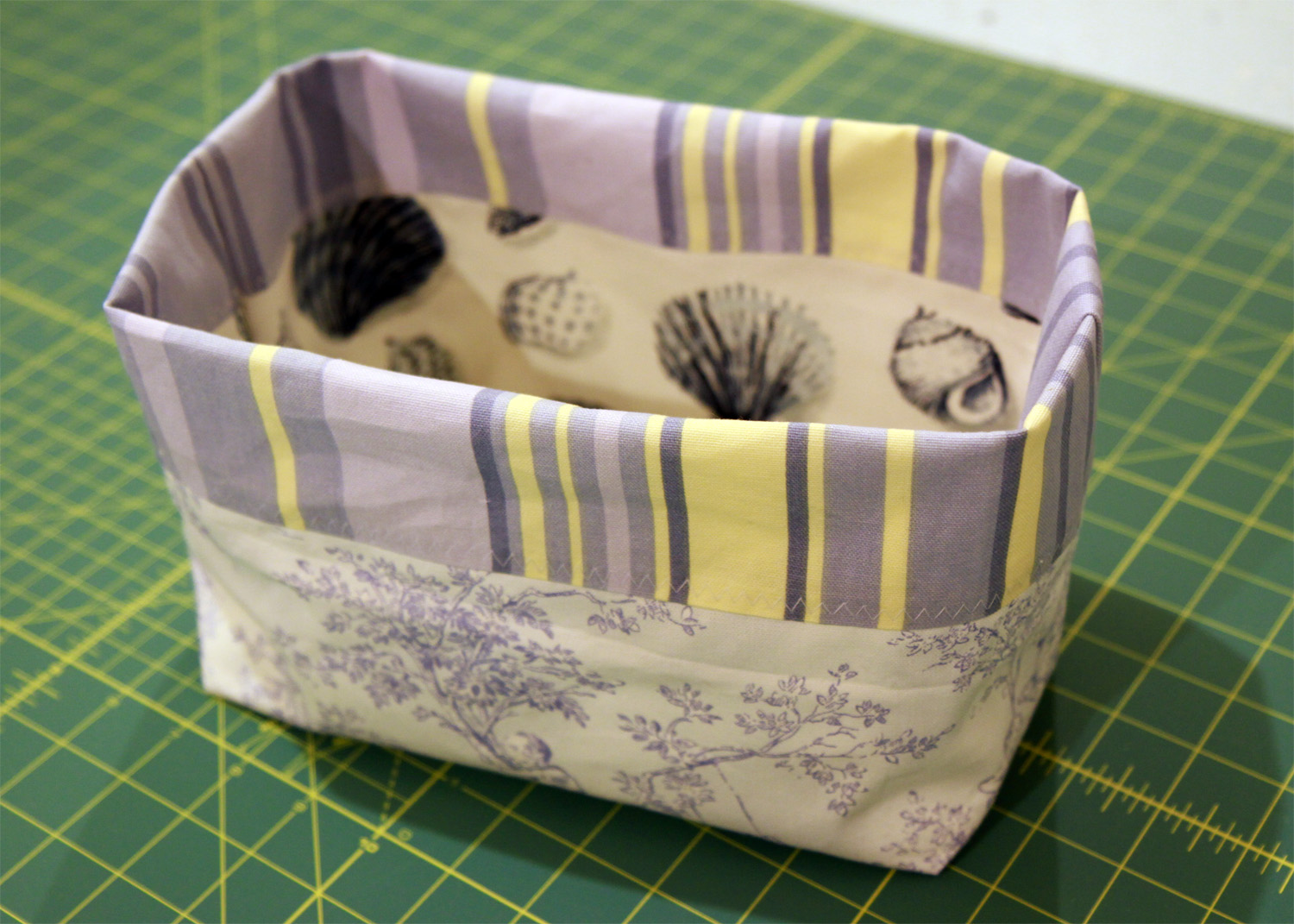 Tranquility Spot Tutorial Reversable Bath Tissue Holder