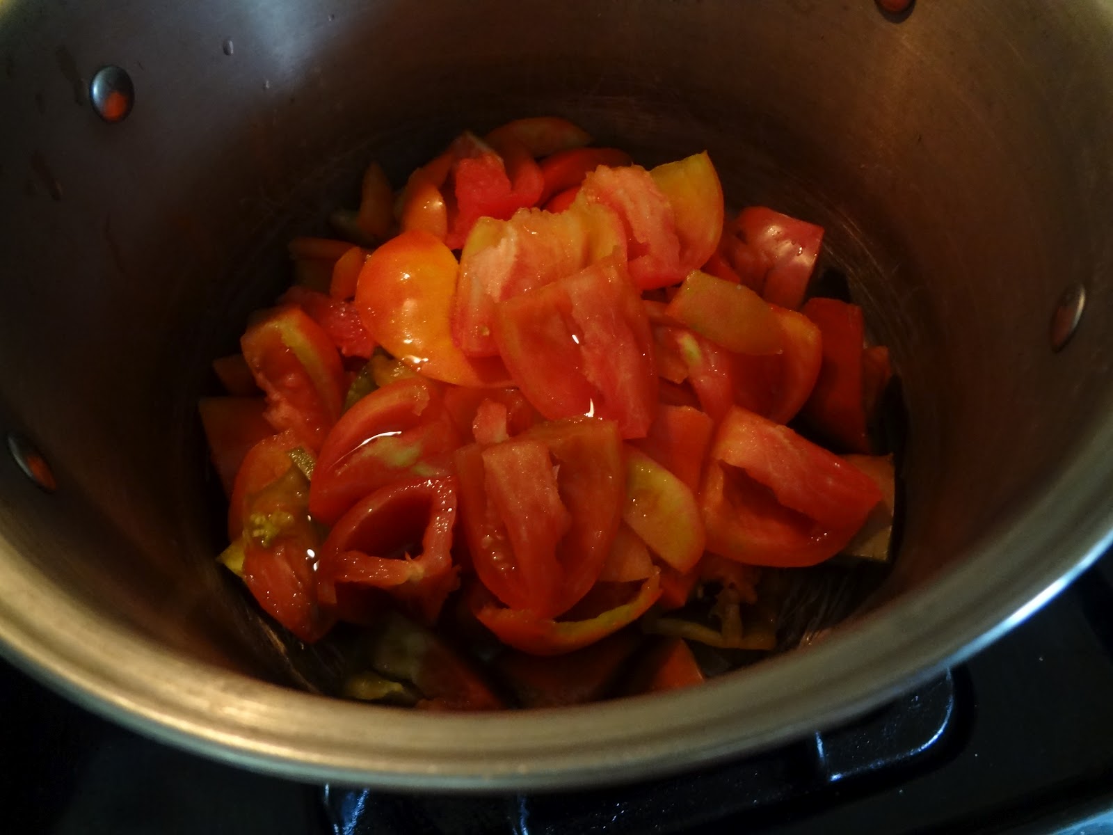 Bella Blue Jungle Easy Freezer Tomato Sauce Recipe