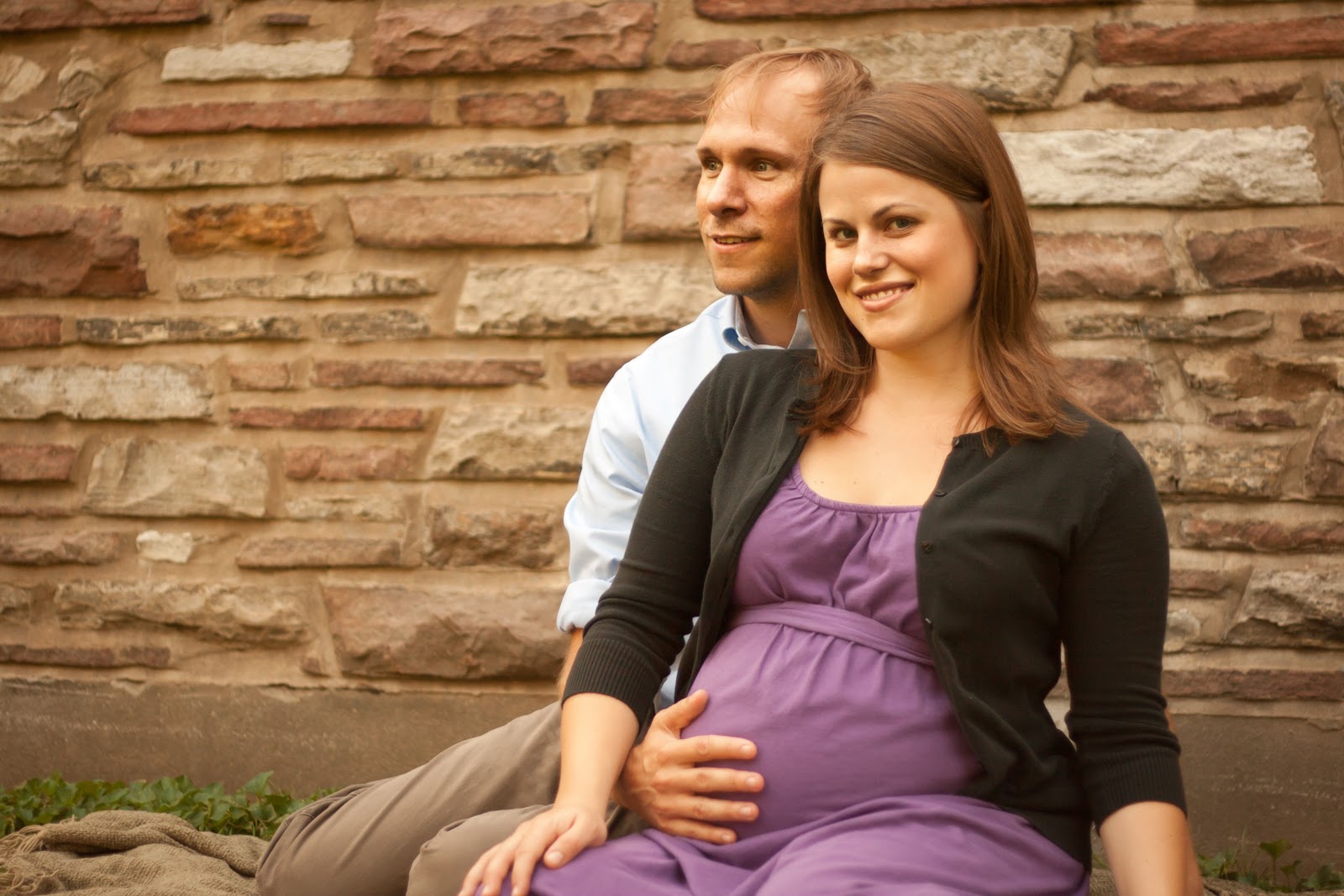 Ideas for pregnant women photo shoots in the studio, at home and in nature: images, clothes and makeup 65 Ideas for pregnant women photo shoots in the studio, at home and in nature: images, clothes and makeup 3